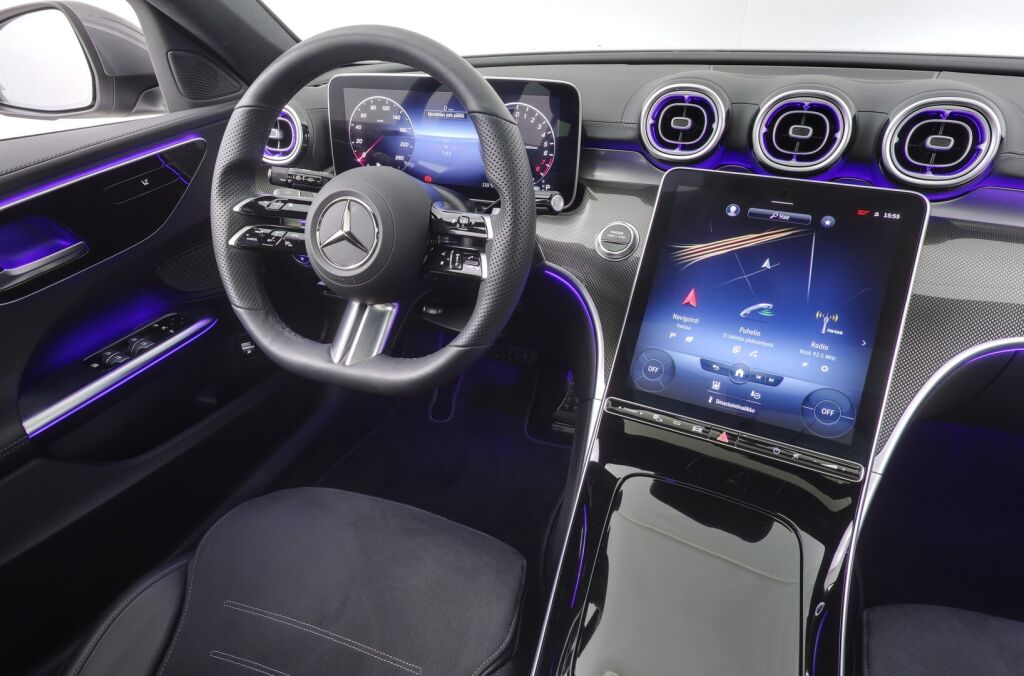 Mercedes-Benz C 2022 300 e T A Business AMG **Ajoavustimet, Digital Light, Panoraama**