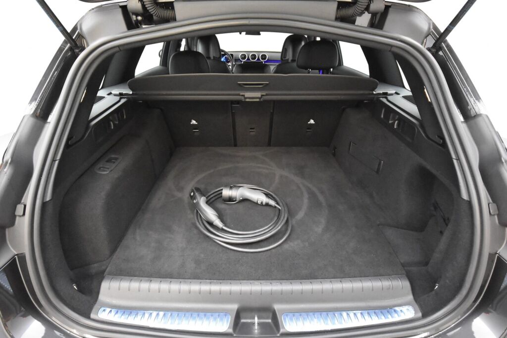 Mercedes-Benz C 2022 300 e T A Business AMG WLTP 108km Sähköllä!