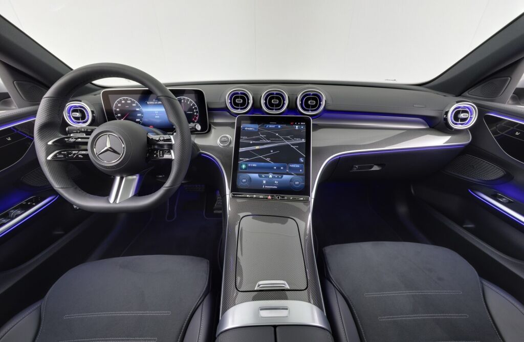 Mercedes-Benz C 2022 300 e T A Business AMG / Panoraama / Distronic / Navi / Koukku / eRange 108km WLTP / ** 2 vuoden tak
