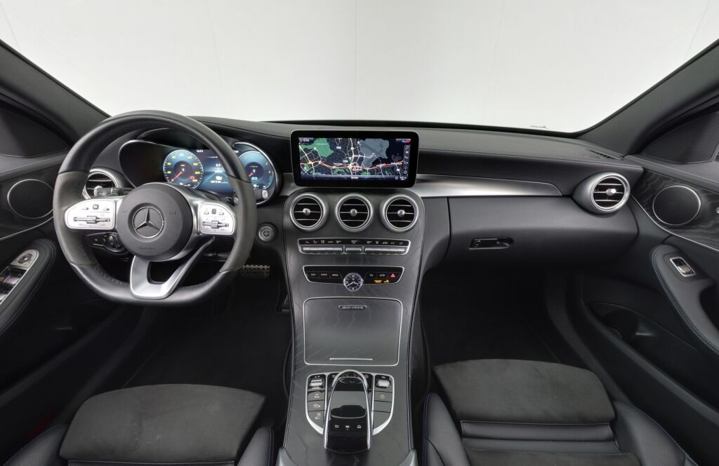 Mercedes-Benz C 2021 300 de T A EQ Power Business AMG **AMG+Night, Multibeam, vetokoukku **