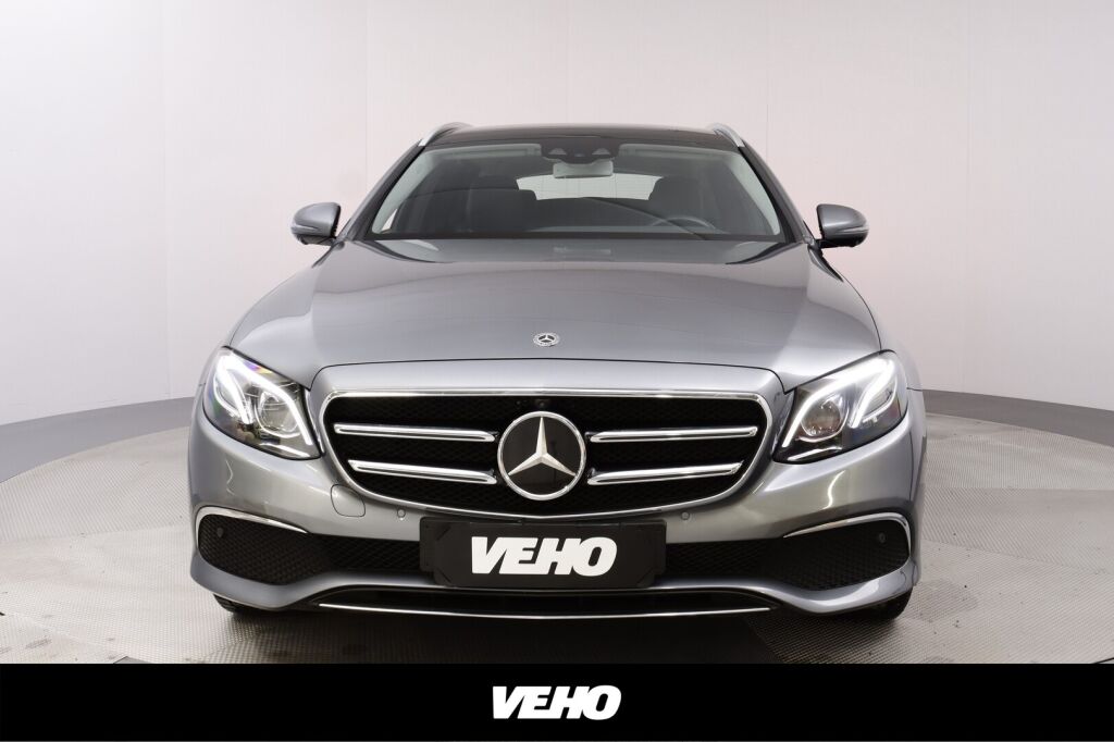 Mercedes-Benz E 2020 300 de T A Business Avantgarde + Panorama, Ajoavustimet, Muistipaketti, Burmester, Keyless Go