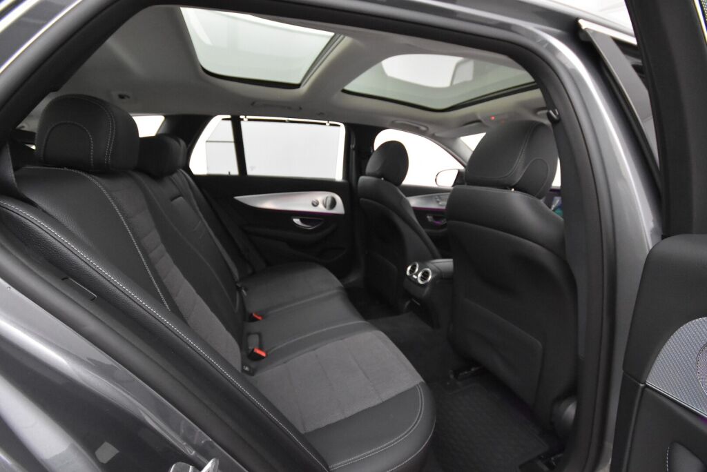 Mercedes-Benz E 2020 300 de T A Business Avantgarde + Panorama, Ajoavustimet, Muistipaketti, Burmester, Keyless Go