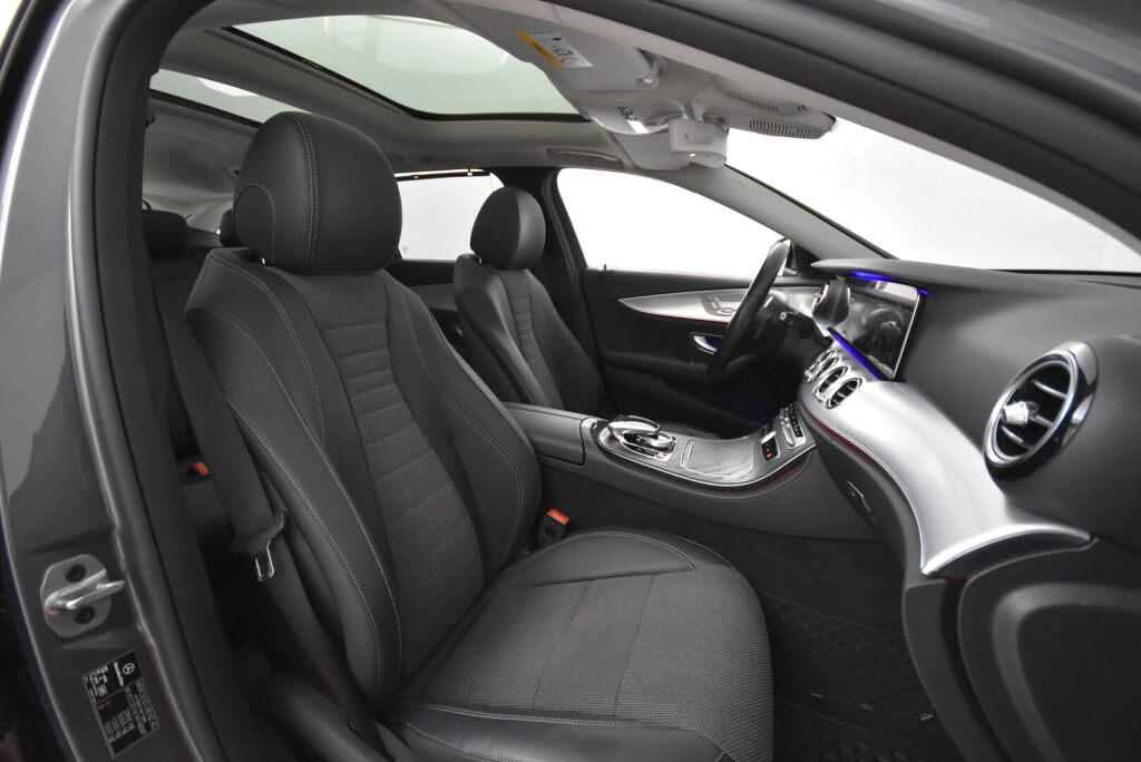Mercedes-Benz E 2020 300 de T A Business Avantgarde + Panorama, Ajoavustimet, Muistipaketti, Burmester, Keyless Go