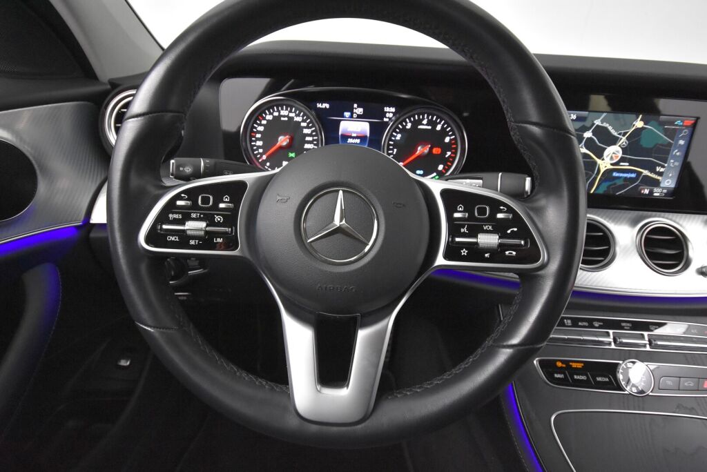 Mercedes-Benz E 2019 300 e A eQ Power Business Edition ** 2 Vuoden takuu **