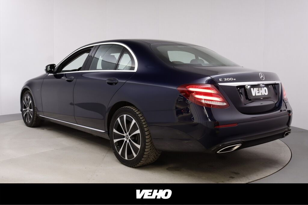 Mercedes-Benz E 2019 300 e A eQ Power Business Edition ** 2 Vuoden takuu **