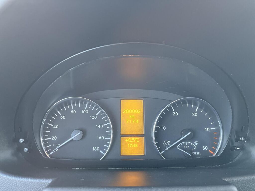 Mercedes-Benz SPRINTER 2012 319CDI 4x4 Keskipitkä A2 Automaatti 1+4hlö K-A