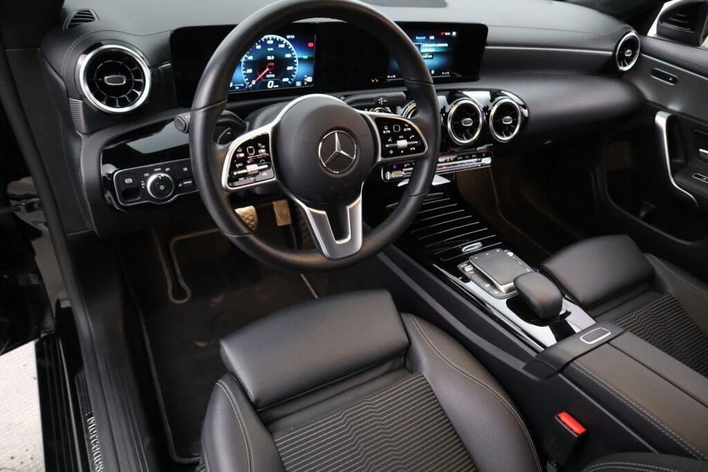 Mercedes-Benz CLA 2021 180 A Shooting Brake Business Progressive / Distronic / Navi / ** 2 vuoden takuu **