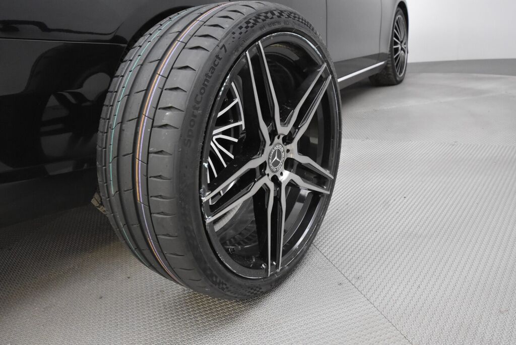 Mercedes-Benz E 2019 400 d 4Matic A Premium Business / Distronic / Webasto / Navi / ** 2 vuoden takuu **