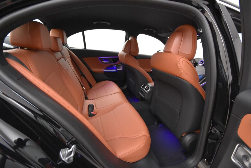 Mercedes-Benz C 2022 180 A Business + Burmester, Advanced plus, Ruskea Articoverhoilu