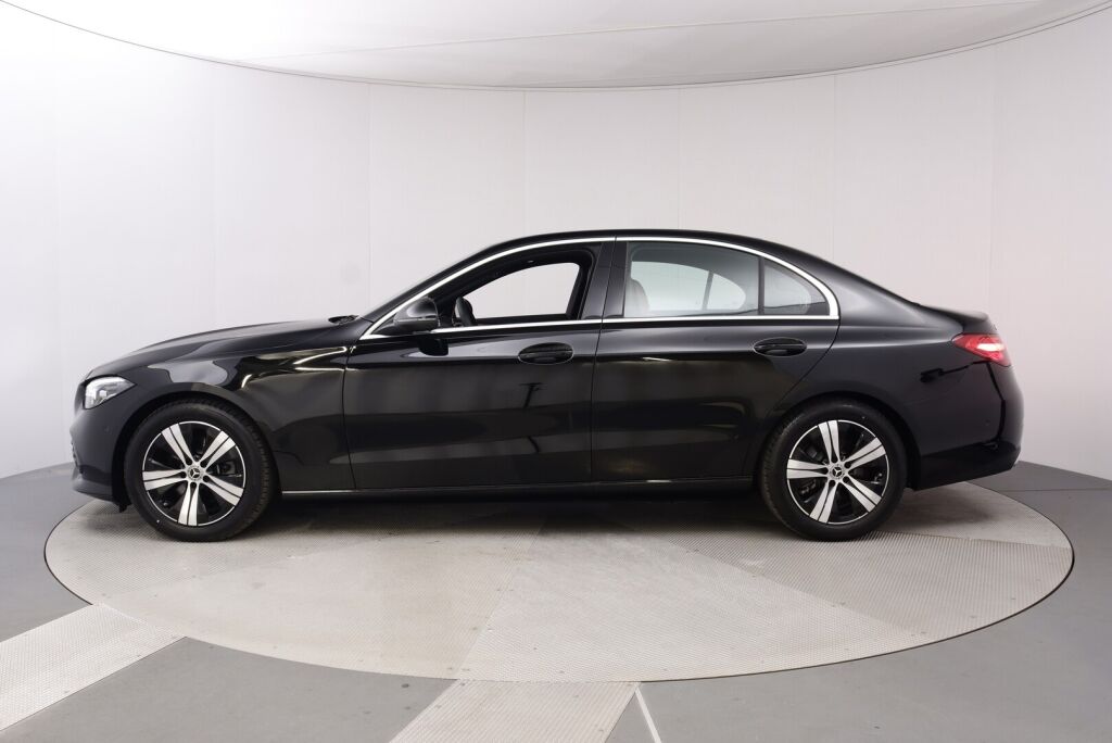 Mercedes-Benz C 2022 180 A Business + Burmester, Advanced plus, Ruskea Articoverhoilu