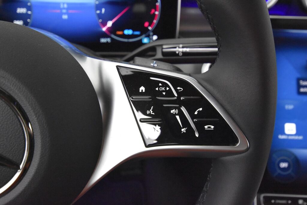 Mercedes-Benz C 2022 180 A Business + Burmester, Advanced plus, Ruskea Articoverhoilu