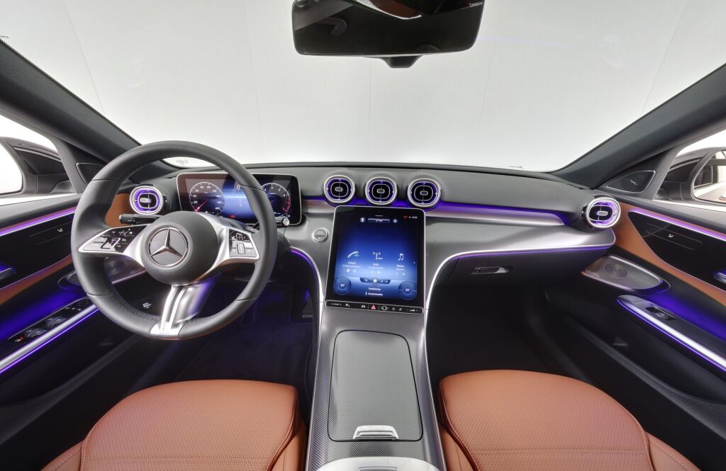 Mercedes-Benz C 2022 180 A Business + Burmester, Advanced plus, Ruskea Articoverhoilu