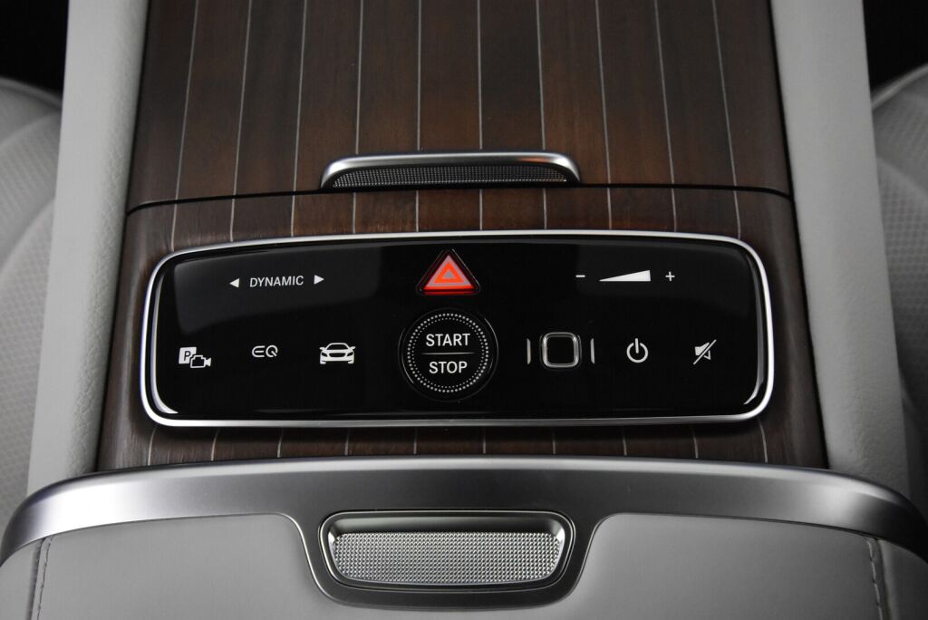 Mercedes-Benz EQS 2021 580 4Matic **Huippu varusteet !**