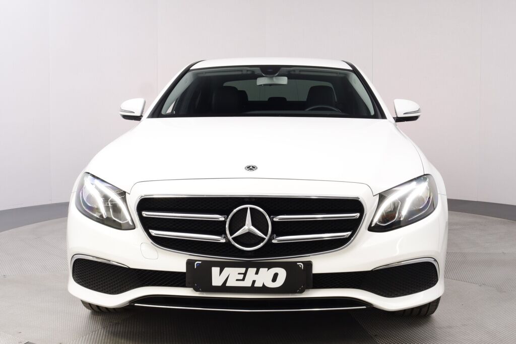 Mercedes-Benz E 2019 300 e A eQ Power Edition One ** 2 vuoden takuu **