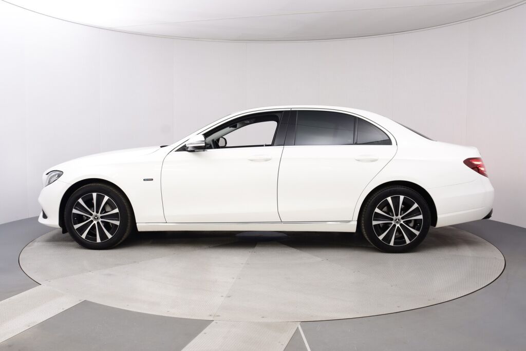 Mercedes-Benz E 2019 300 e A eQ Power Edition One ** 2 vuoden takuu **