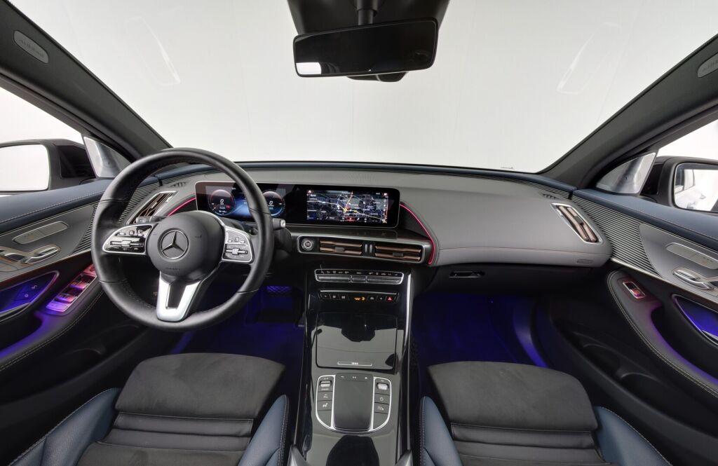 Mercedes-Benz EQC 2019 400 4Matic Edition 1886 **Ajoavustimet, Muistipenkit, Multibeam, Burmester **
