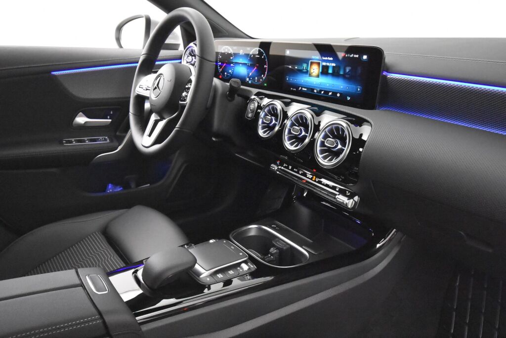 Mercedes-Benz CLA 2021 200 d 4Matic A Shooting Brake Business Progressive ** Lisälämmitin, Advanced-Plus paketti**