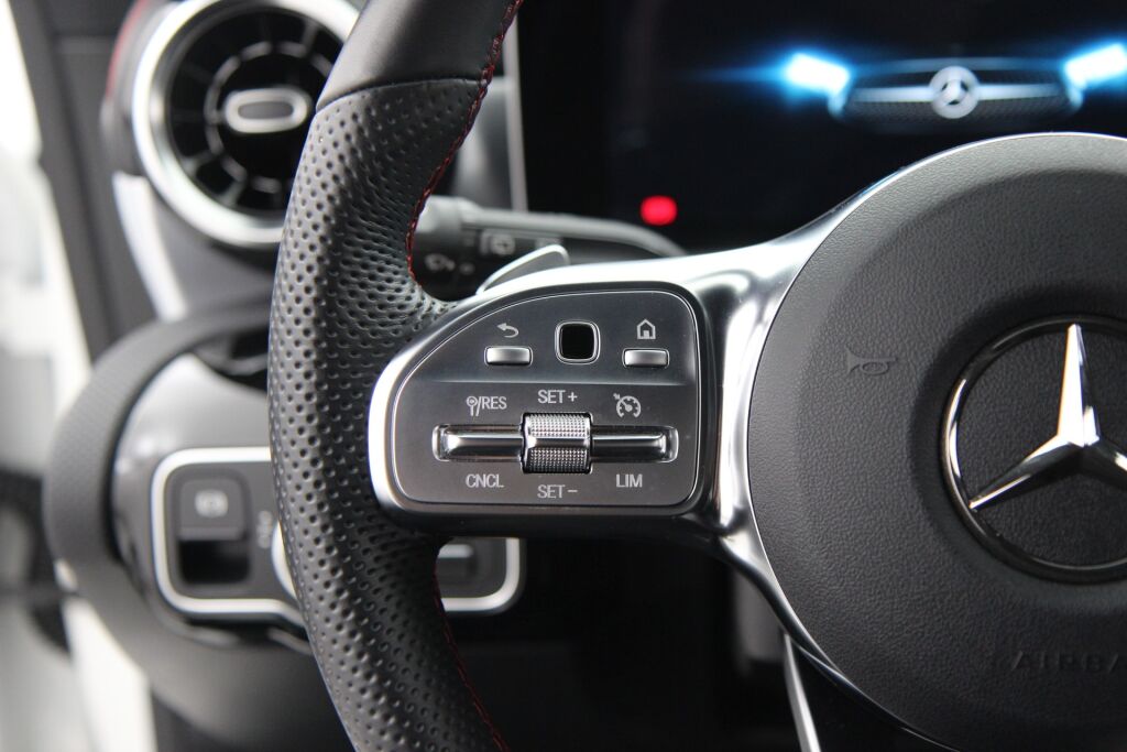 Mercedes-Benz CLA 2020 200 d 4Matic A Shooting Brake Business AMG + Advantage, Isot Digimittarit