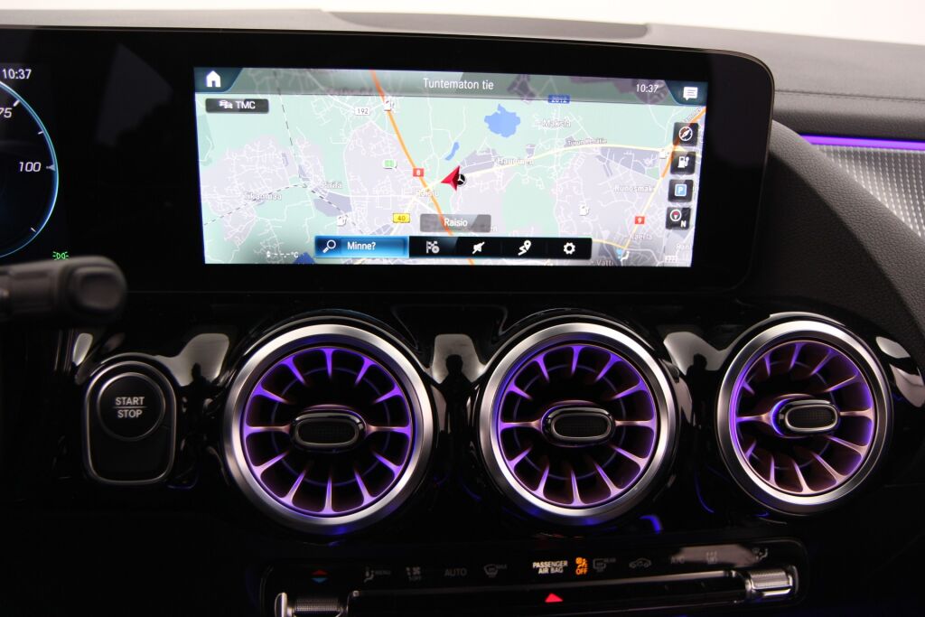 Mercedes-Benz EQA 2021 250 Electric Art + Distronic, Koukku, Navi