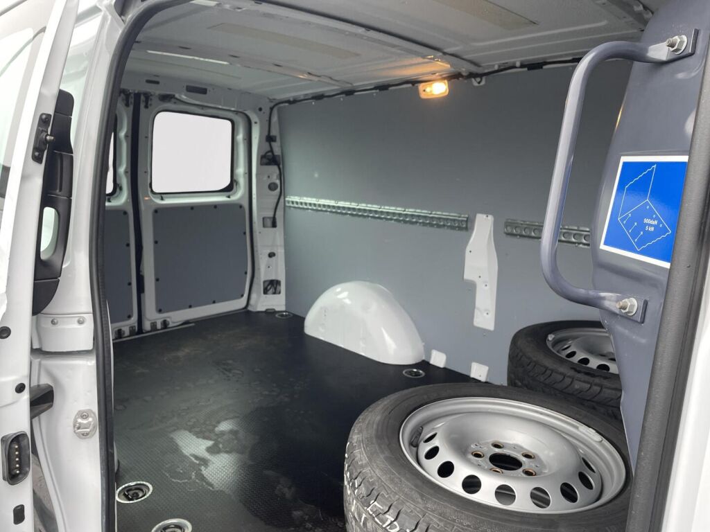 Mercedes-Benz VITO 2021 110CDI FWD-3,05/34K pitkä A3 Worker ** 2 vuoden takuu **