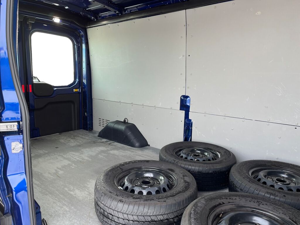 Ford TRANSIT 2019 Van 350 2,0 TDCi 170 hv M6 Takaveto L3H2 4,1 Trend