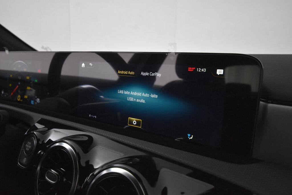 Mercedes-Benz A 2023 180 A sedan AMG Line ** Uusi auto nopeaan toimitukseen **