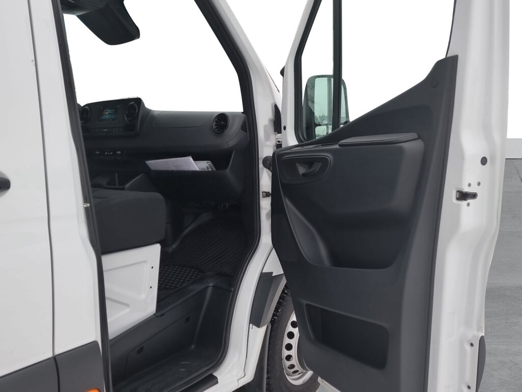Mercedes-Benz SPRINTER 2018 516CDI RWD-5,0/37K keskipitkä A2 A