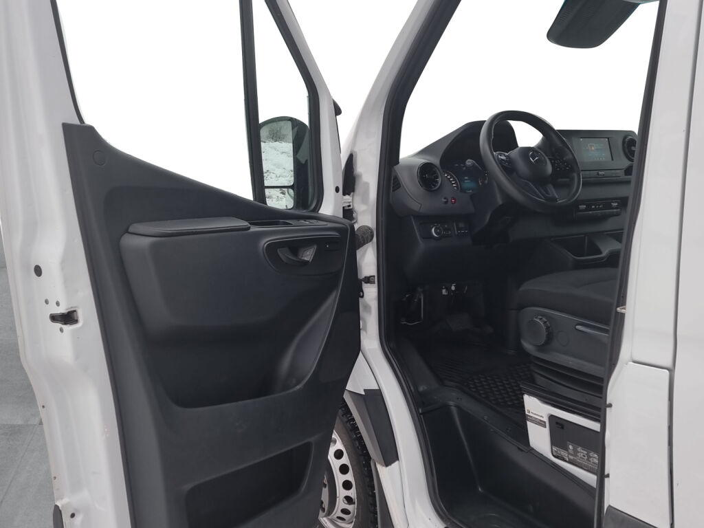 Mercedes-Benz SPRINTER 2018 516CDI RWD-5,0/37K keskipitkä A2 A