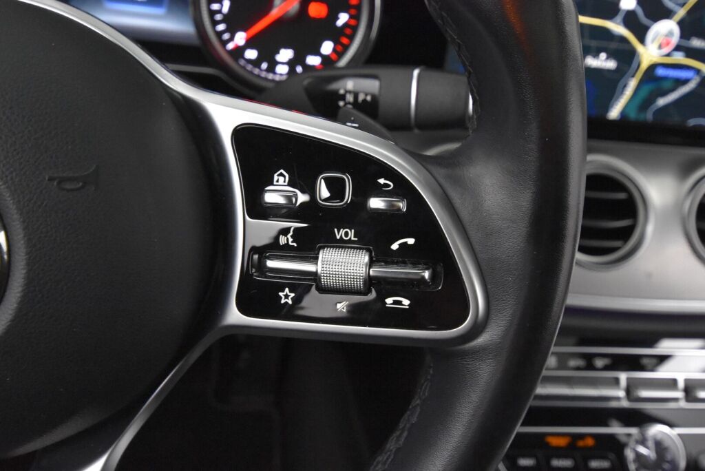 Mercedes-Benz E 2018 200 A Business Avantgarde ** Lisälämmitin, Multibeam, 360 kamera**