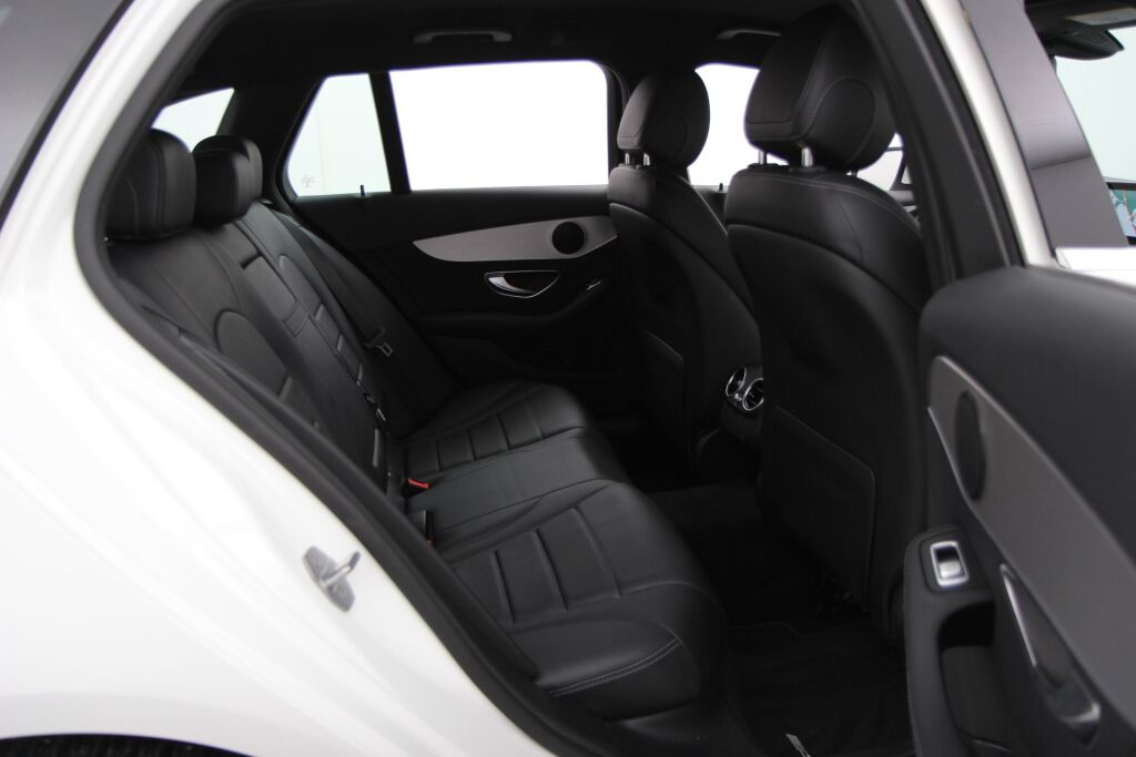 Mercedes-Benz C 2019 180 T A Business AMG + Älypuhelimen integrointi, Navigointi, LED -ajovalot
