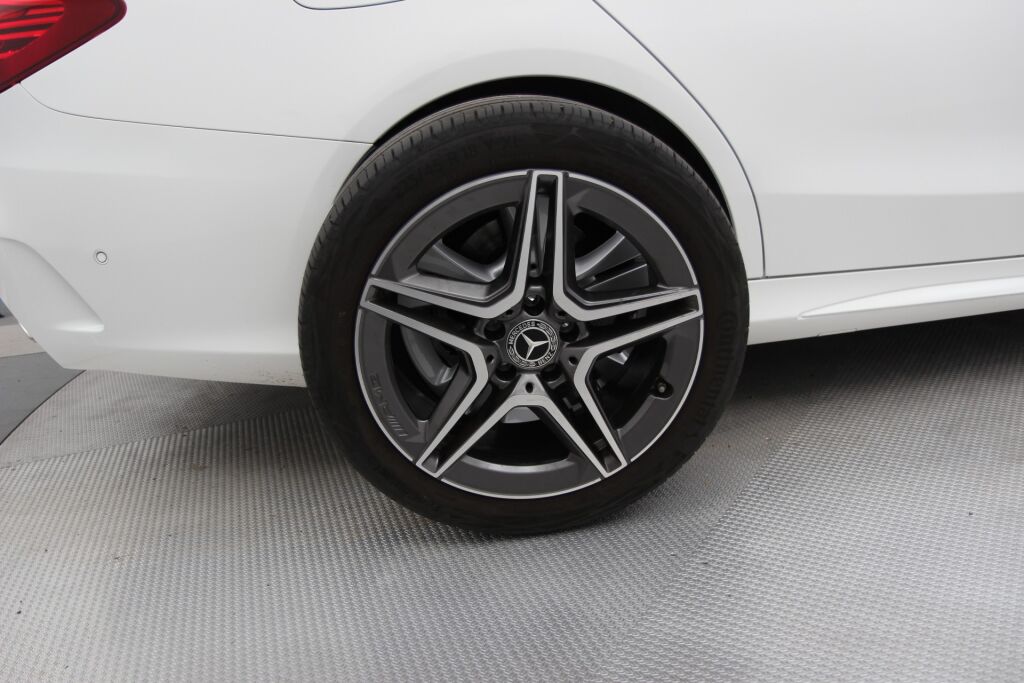 Mercedes-Benz C 2019 180 T A Business AMG + Älypuhelimen integrointi, Navigointi, LED -ajovalot