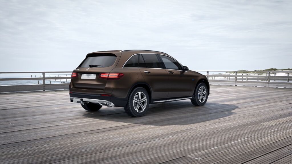 Mercedes-Benz GLC 2017 350 e 4Matic A Premium Business ** Designo väri, Ajoavustinpaketti, Koukku, Keyless **