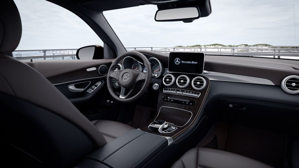Mercedes-Benz GLC 2017 350 e 4Matic A Premium Business ** Designo väri, Ajoavustinpaketti, Koukku, Keyless **