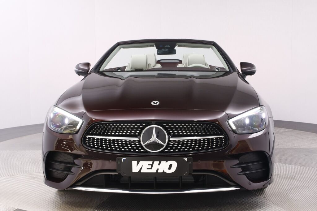 Mercedes-Benz E 2021 200 4Matic A Cabriolet