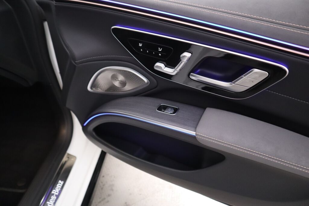Mercedes-Benz EQS 2021 580 4Matic Electric Art / Night / designo / Premium Plus-paketti / Hyperscreen / ** 2 vuoden takuu