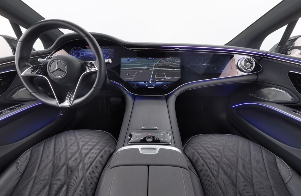 Mercedes-Benz EQS 2021 580 4Matic Electric Art / Night / designo / Premium Plus-paketti / Hyperscreen / ** 2 vuoden takuu