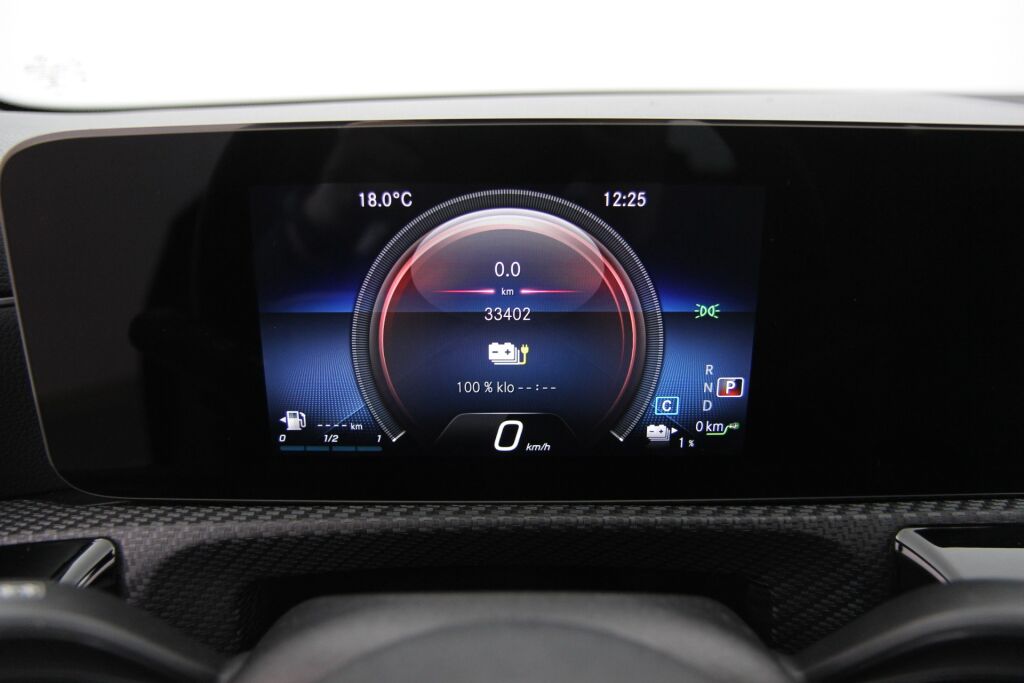 Mercedes-Benz A 2021 250 e A EQ Power Business Style +Distronic, Navi