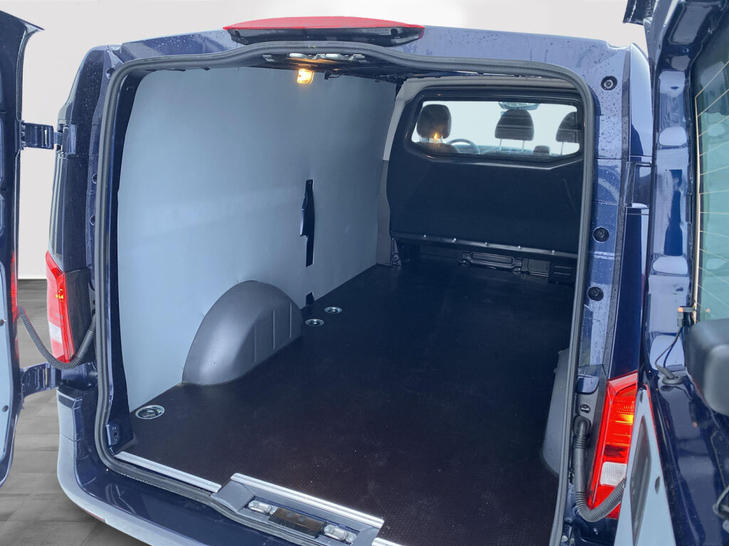 Mercedes-Benz VITO 2023 116CDI RWD-3,05/34K pitkä A3 A Executive Edition