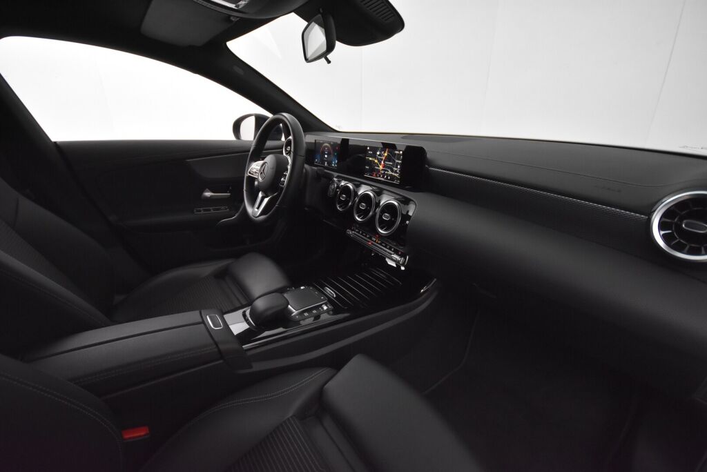 Mercedes-Benz CLA 2021 250 e A Shooting Brake EQ Power Business Progressive **Distronic, navi**