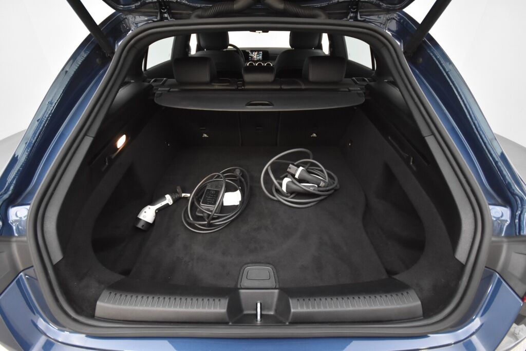 Mercedes-Benz CLA 2021 250 e A Shooting Brake EQ Power Business Progressive **Distronic, navi**