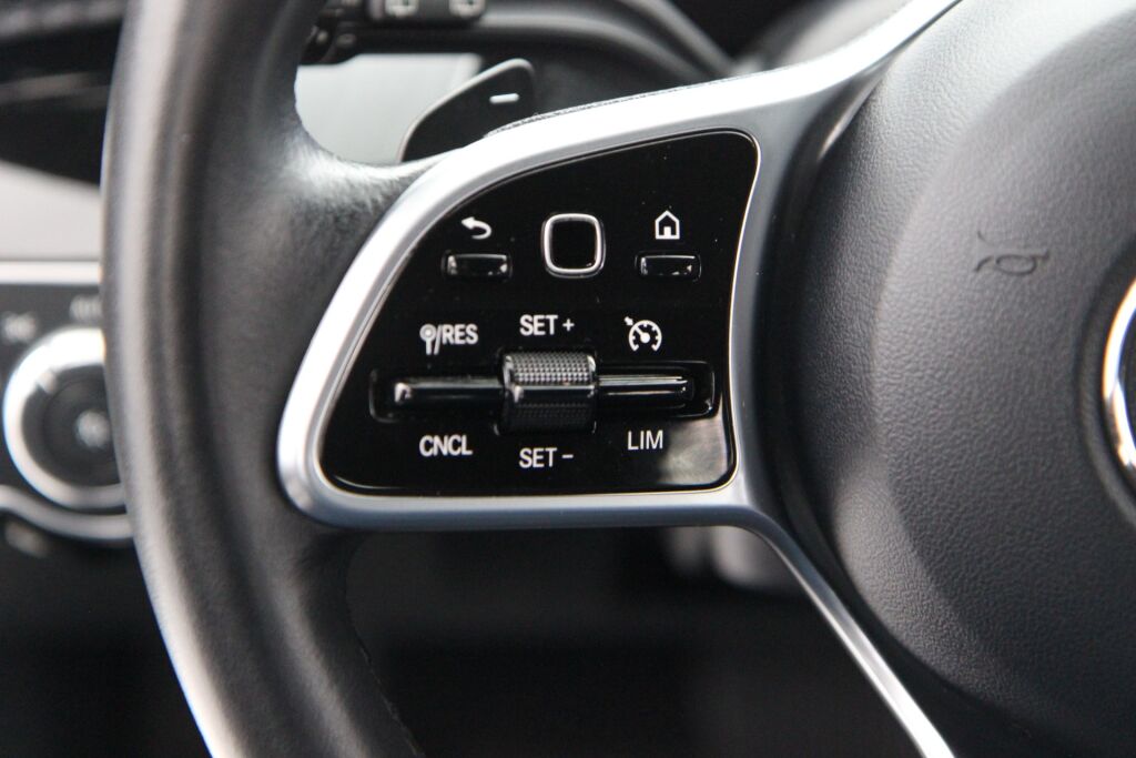 Mercedes-Benz A 2020 250 e A EQ Power Business Style Edition +Multibeam,Navi, Pysäköintipaketti