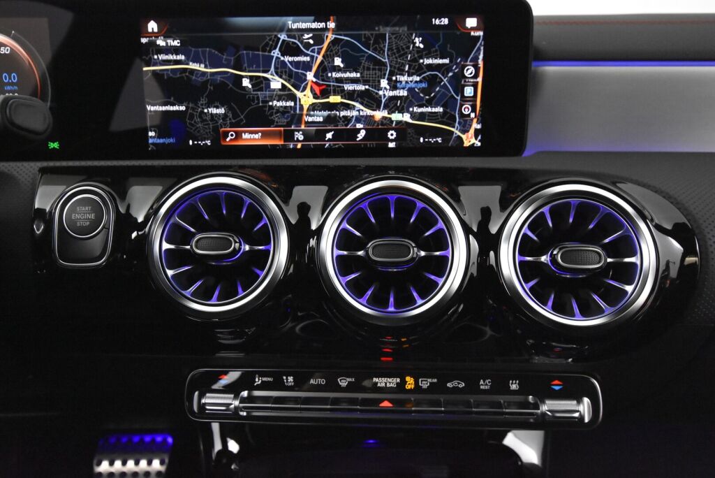 Mercedes-Benz CLA 2022 250 e A Coupe Business AMG Edition **Distronic, Multibeam, Advanced sound, Premium paketti**