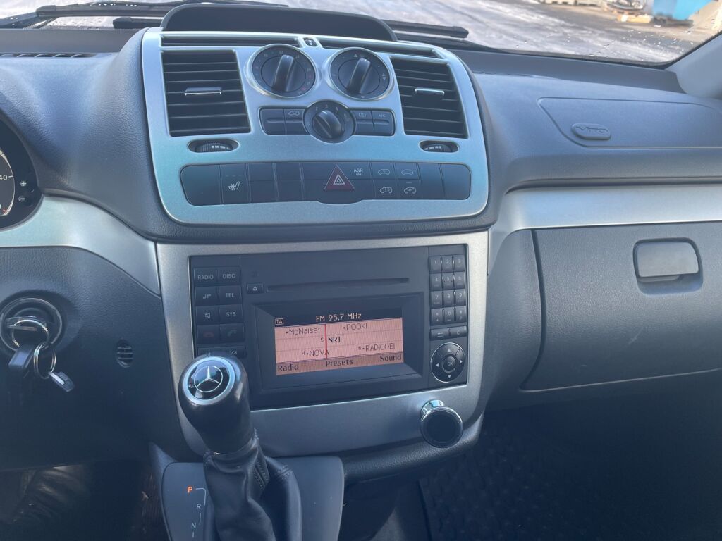 Mercedes-Benz VITO 2012 122CDI -3,05/32K normaali A1 A