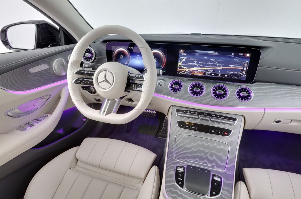 Mercedes-Benz E 2022 200 4Matic A Coupé AMG Night + Ajoavustimet, Burmester, Nahat, Lisälämmitin
