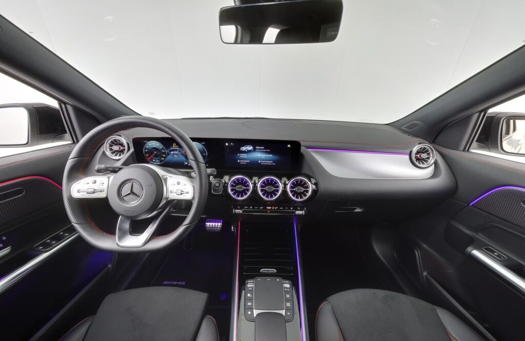 Mercedes-Benz EQA 2022 250 Business AMG Night + Vetokoukku, Blind Spot