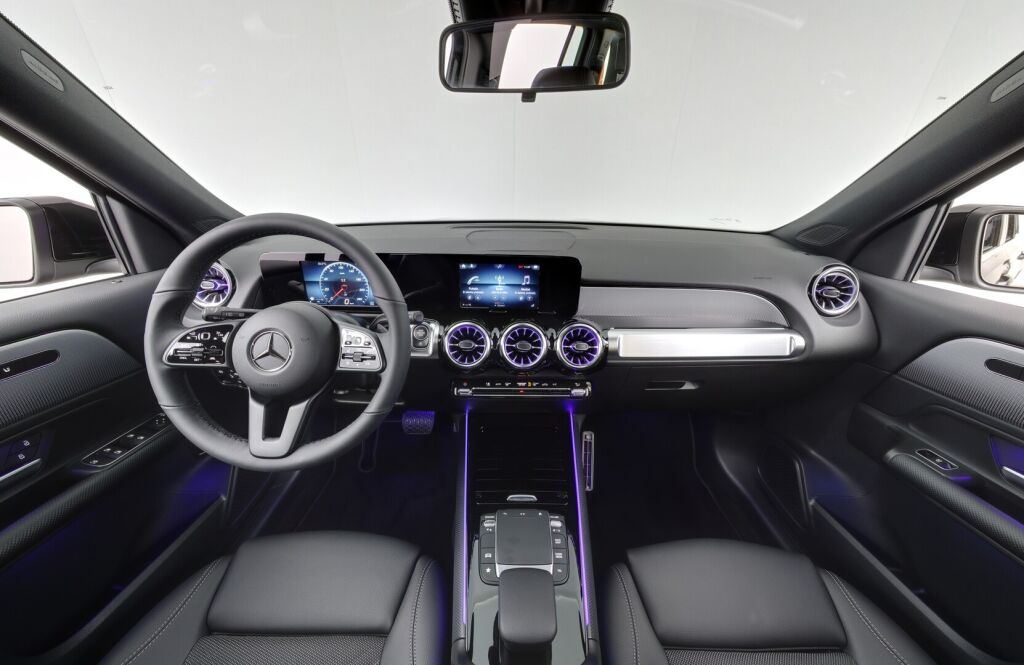 Mercedes-Benz GLB 2021 180 d A Business +Distronic, Älypuhelimen integrointi