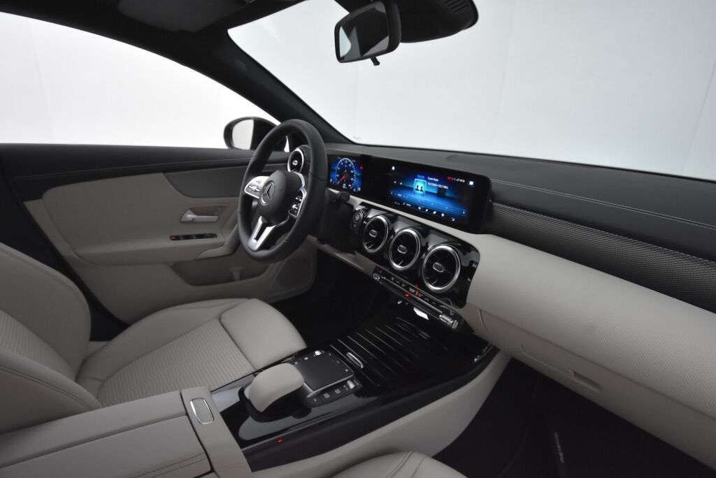 Mercedes-Benz CLA 2022 220 d 4Matic A Shooting Brake Business +Night, Pysäköintipaketti, Älypuhelimen integrointi