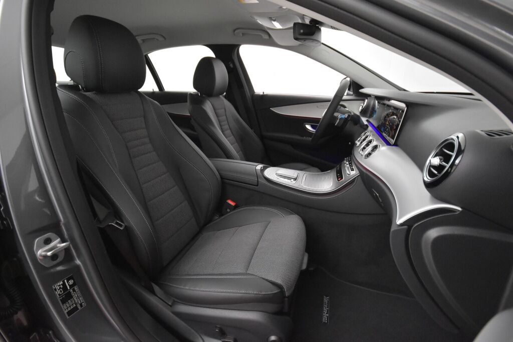 Mercedes-Benz E 2022 300 e 4Matic A Edition **Ajoavustimet, vetokoukku**