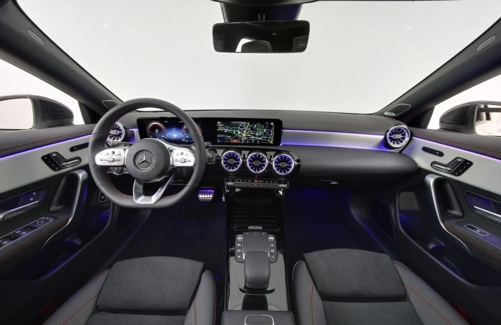 Mercedes-Benz CLA 2022 250 e A Shooting Brake Business AMG Edition **Panoraama, muistipenkit, Burmester, Multibeam **