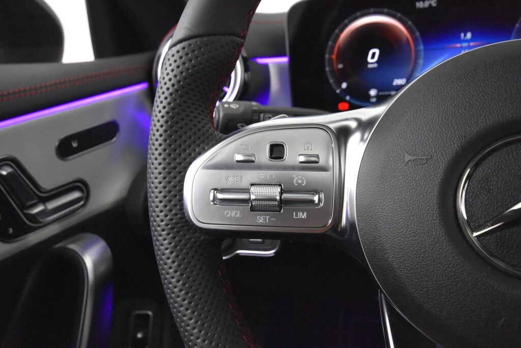 Mercedes-Benz CLA 2022 250 e A Shooting Brake Business AMG Edition **Panoraama, muistipenkit, Burmester, Multibeam **